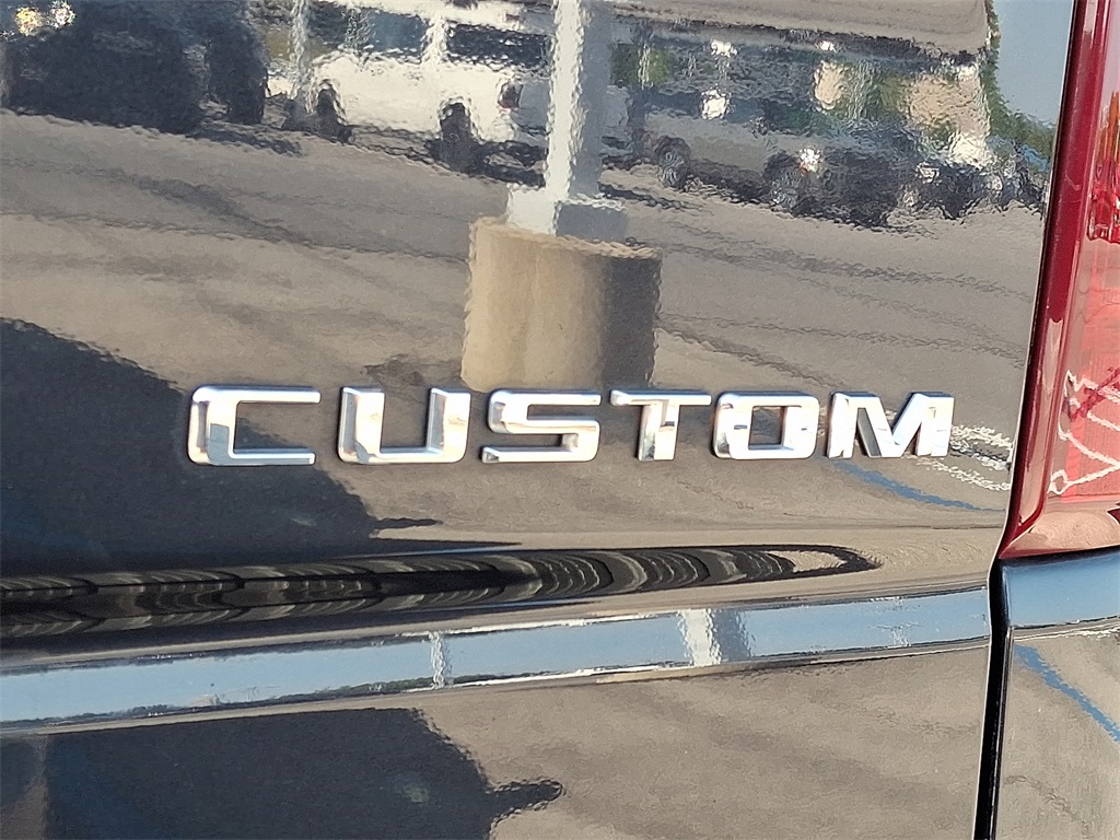 2022 Chevrolet Silverado 1500 Custom - Photo 10