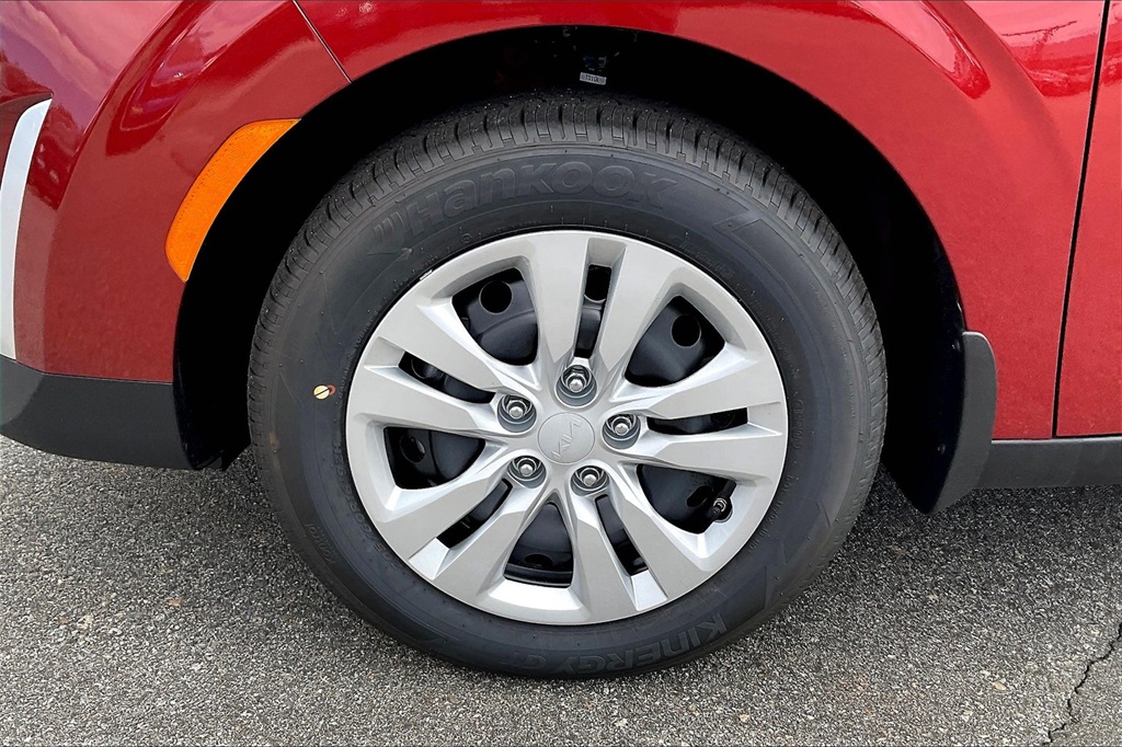 2025 Kia Soul LX - Photo 8