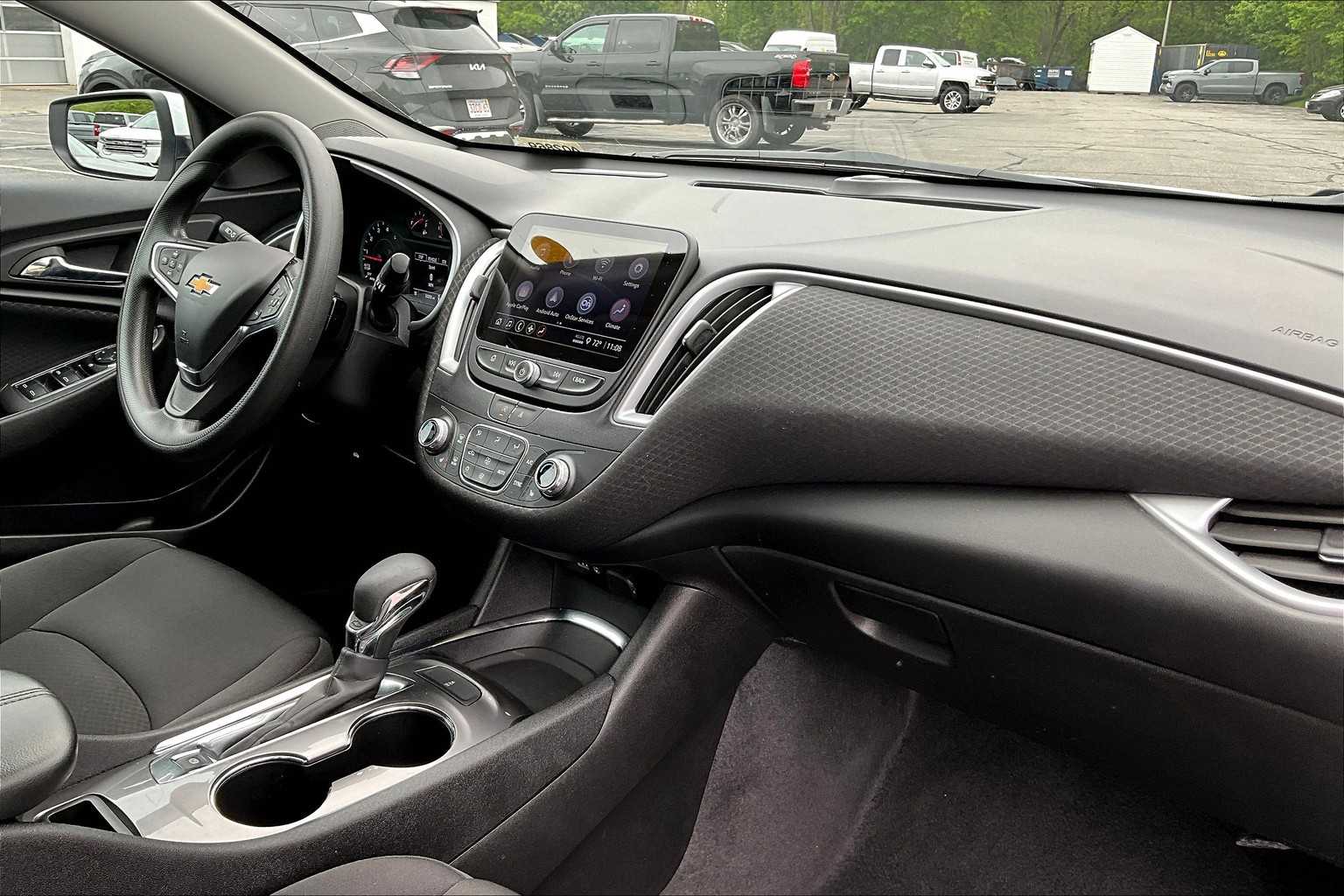 2023 Chevrolet Malibu LT - Photo 21