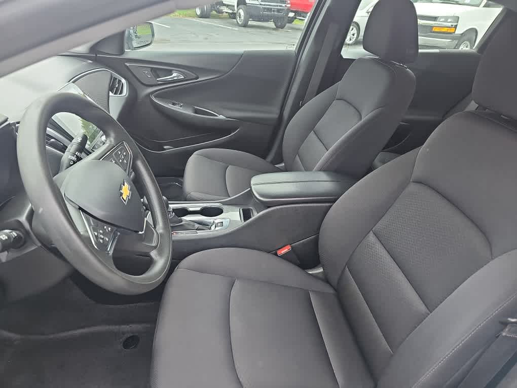 2023 Chevrolet Malibu LT - Photo 6
