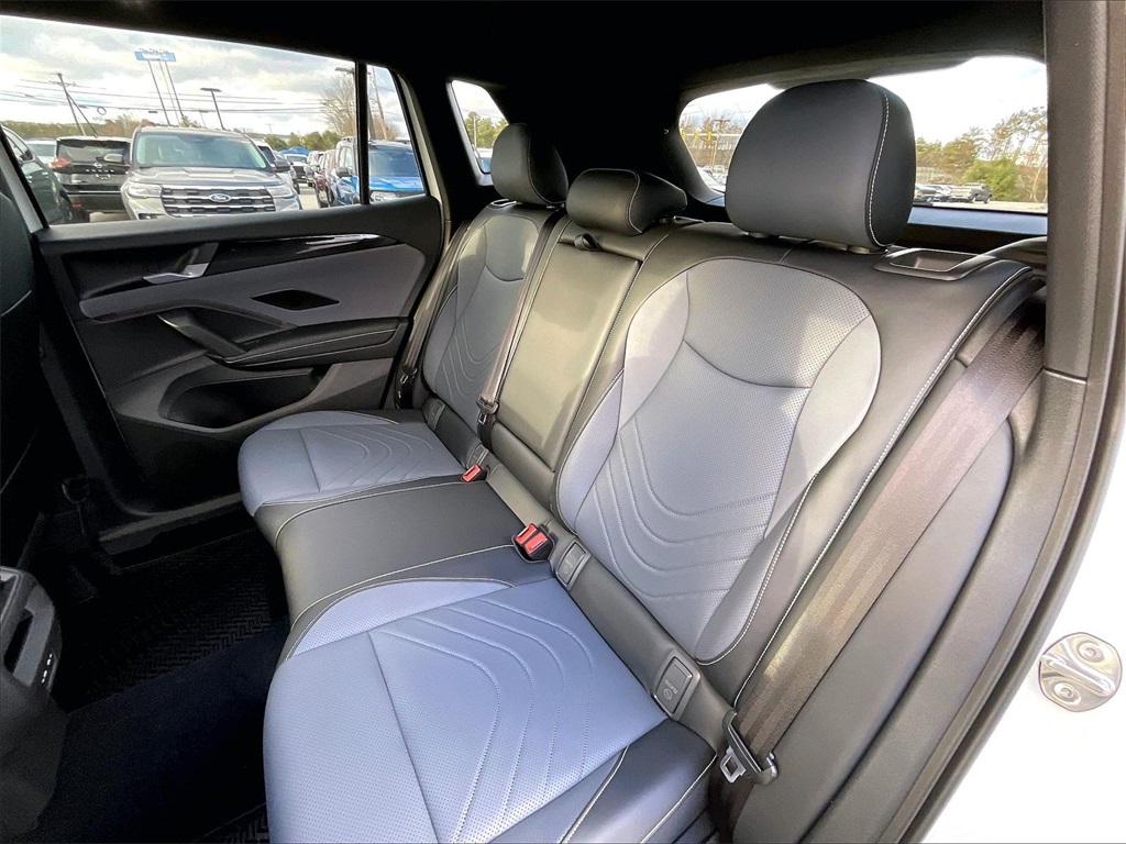 2026 Volkswagen Tiguan 2.0T SE R-Line Black - Photo 15