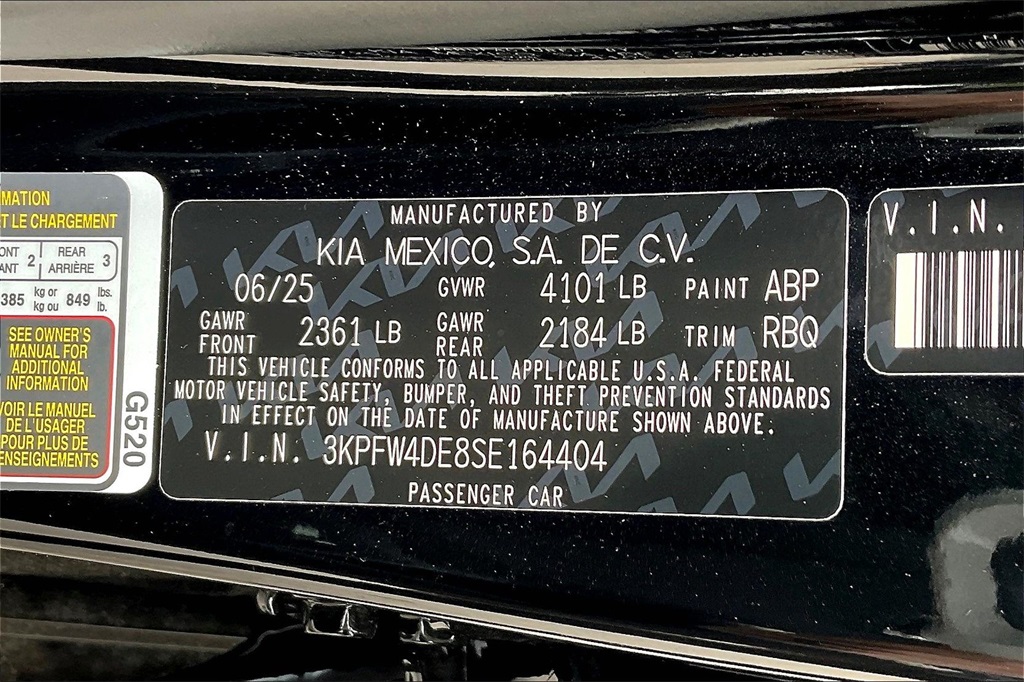 2025 Kia K4 GT-Line - Photo 16