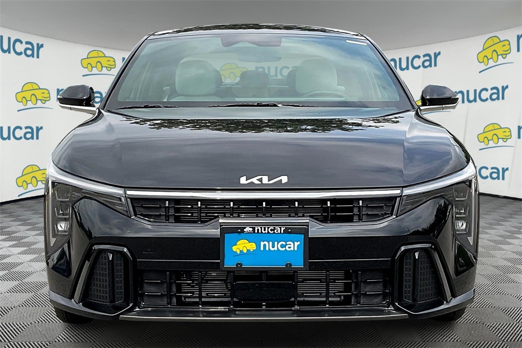 2025 Kia K4 GT-Line - Photo 3