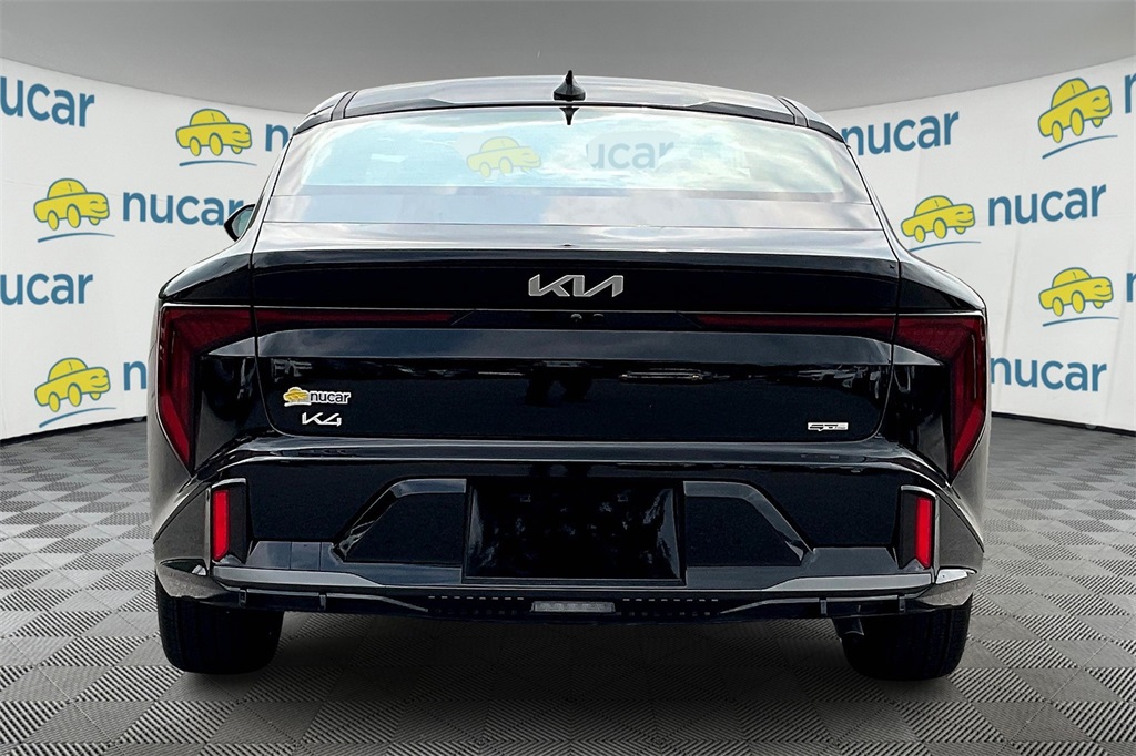2025 Kia K4 GT-Line - Photo 6