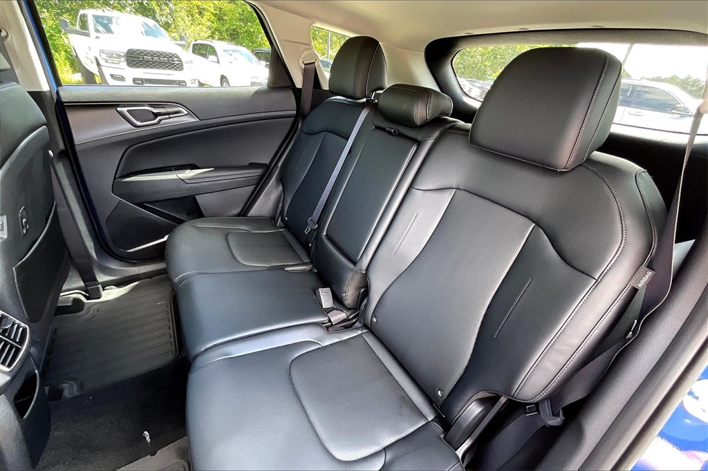 2026 Kia Sportage EX - Photo 15