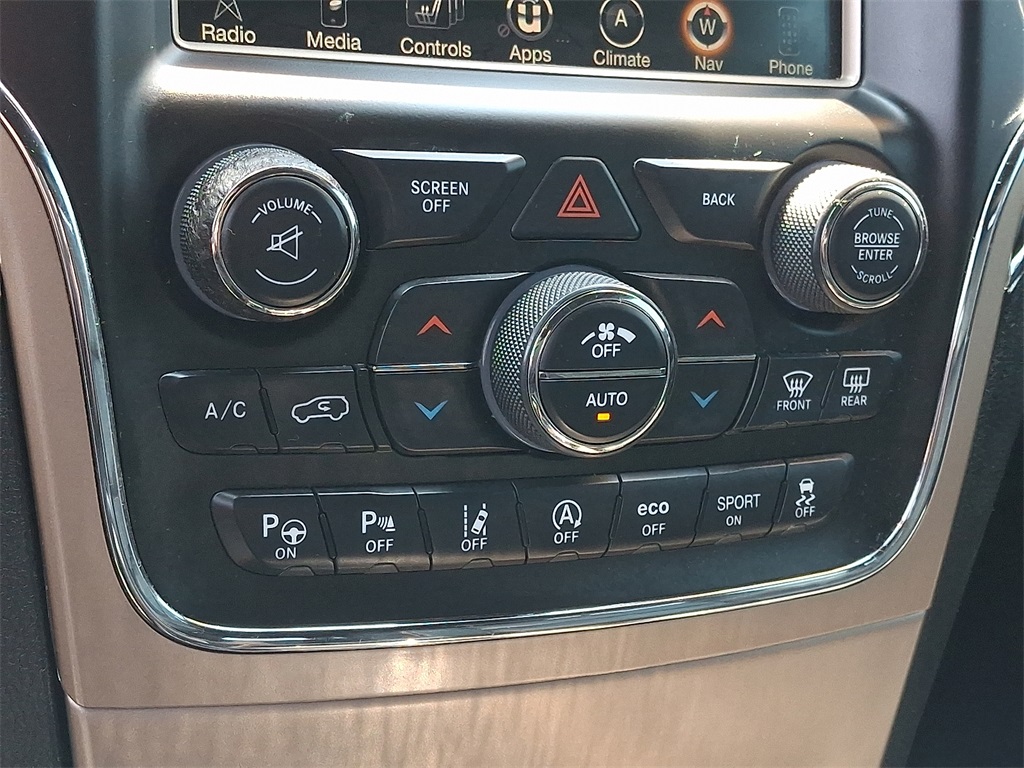 2017 Jeep Grand Cherokee Overland - Photo 17