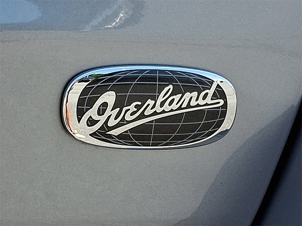 2017 Jeep Grand Cherokee Overland - Photo 29