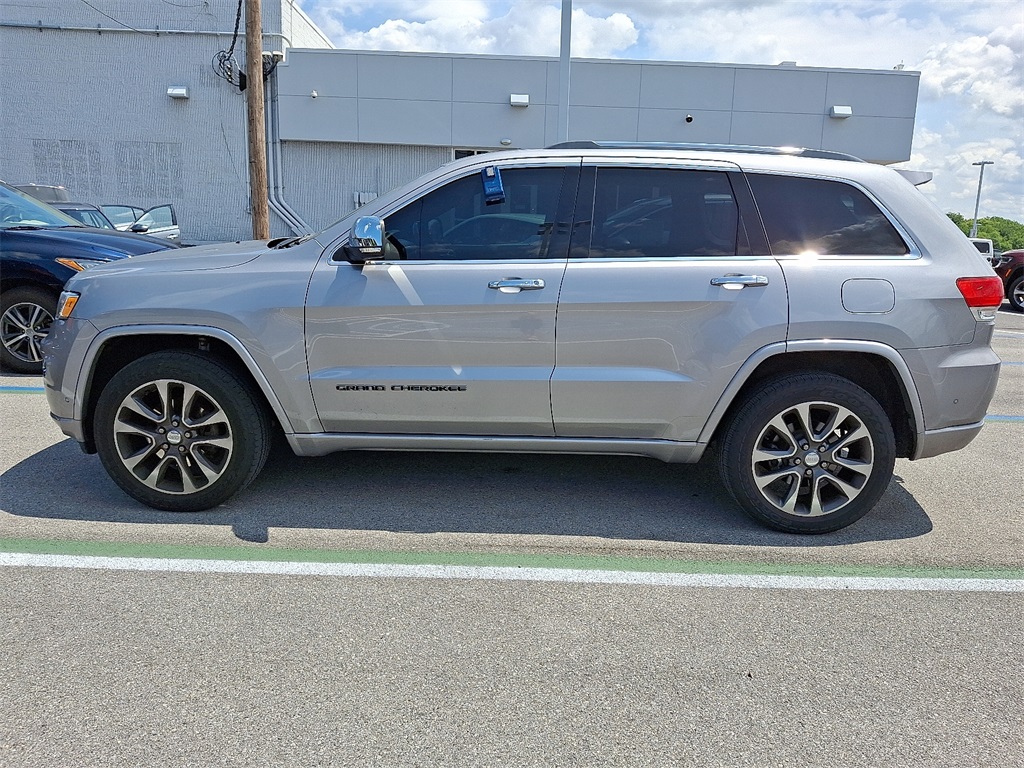 2017 Jeep Grand Cherokee Overland - Photo 4