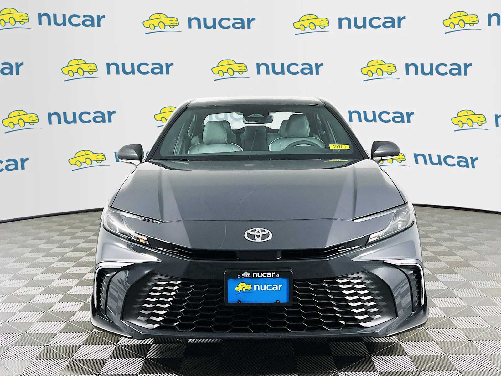 2025 Toyota Camry SE - Photo 2