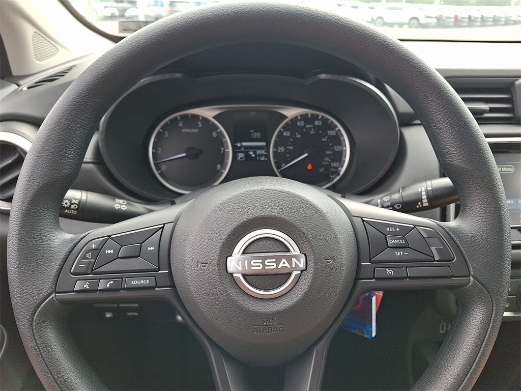 2025 Nissan Versa 1.6 S - Photo 13