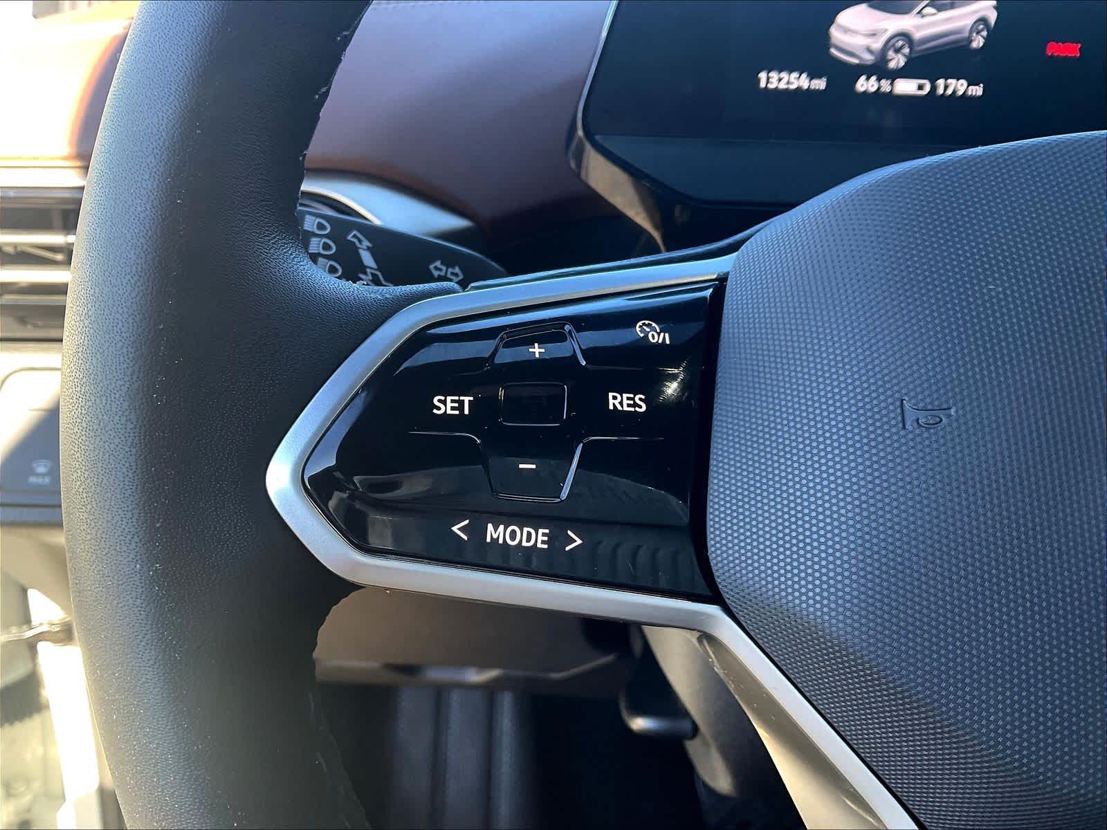 2023 Volkswagen ID.4 Pro - Photo 22