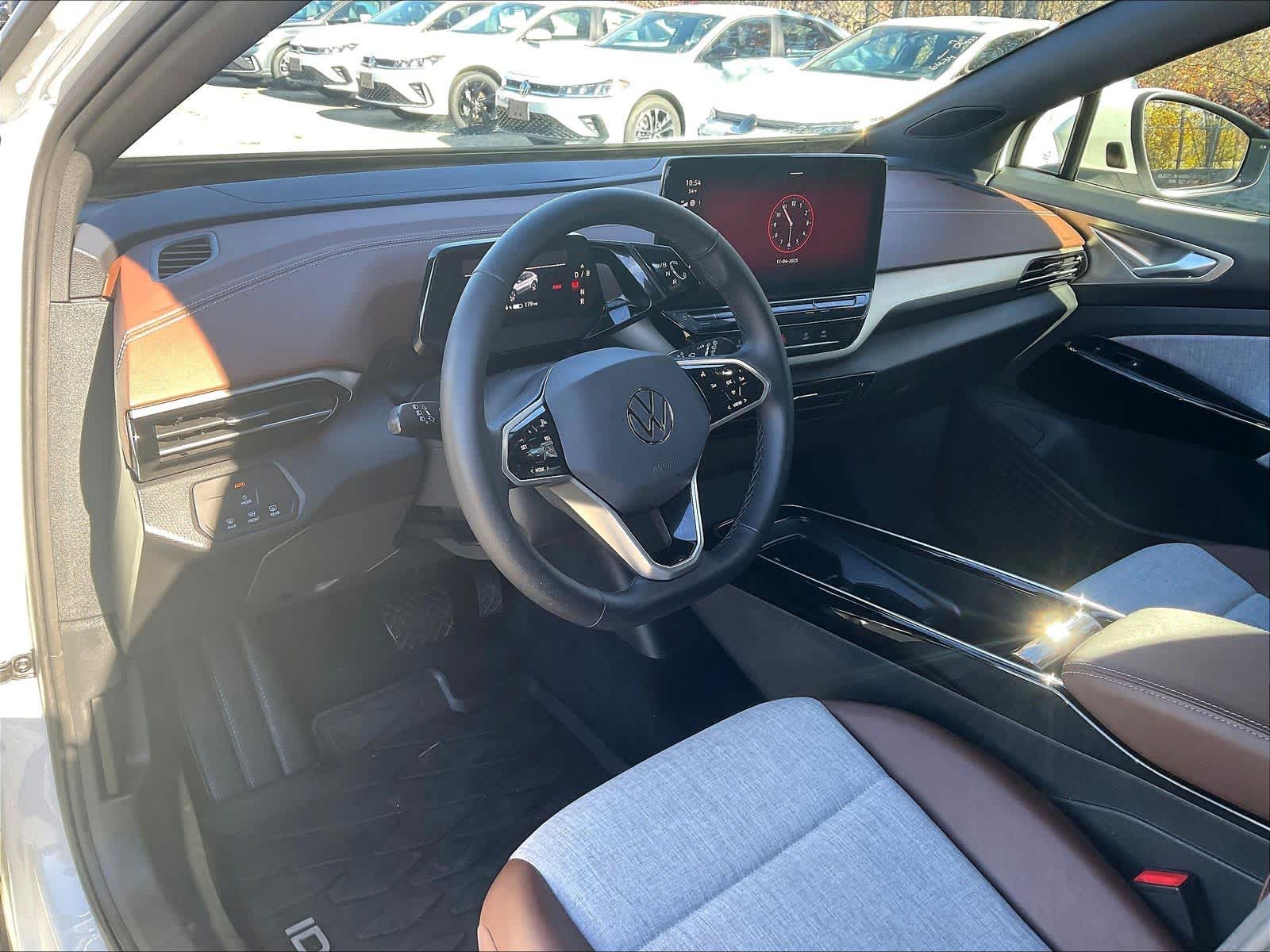 2023 Volkswagen ID.4 Pro - Photo 8