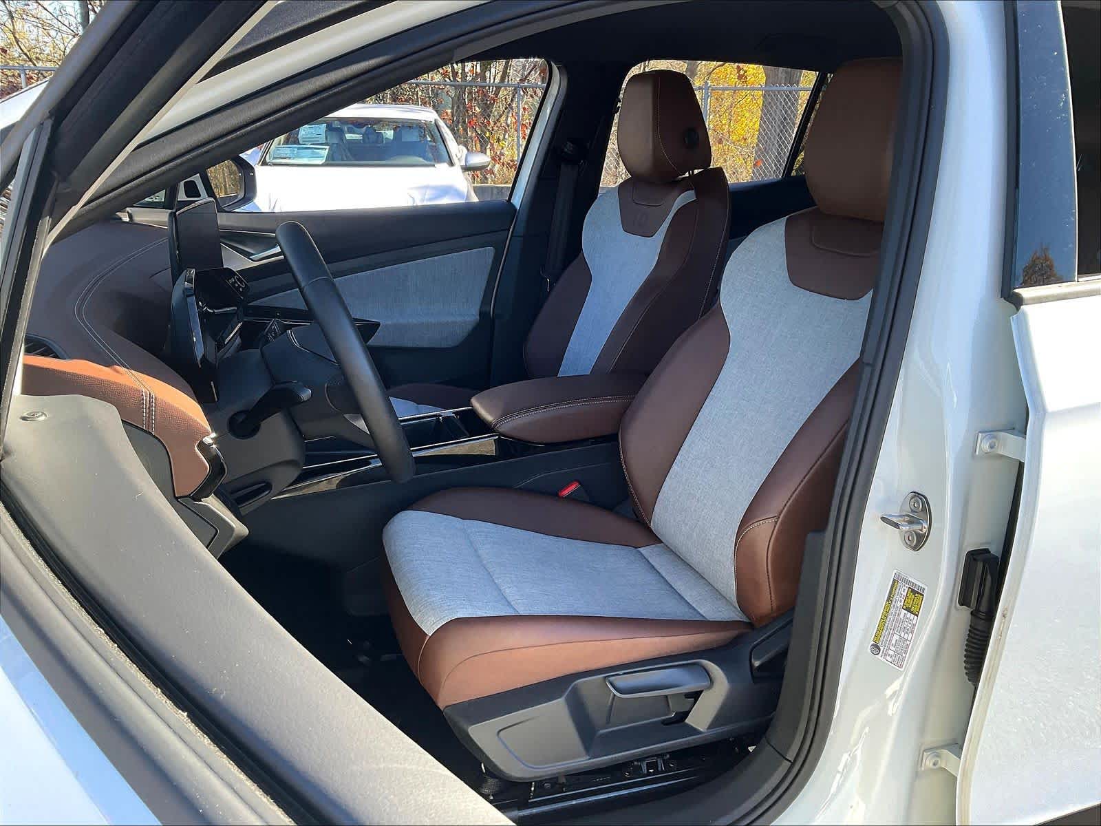 2023 Volkswagen ID.4 Pro - Photo 10