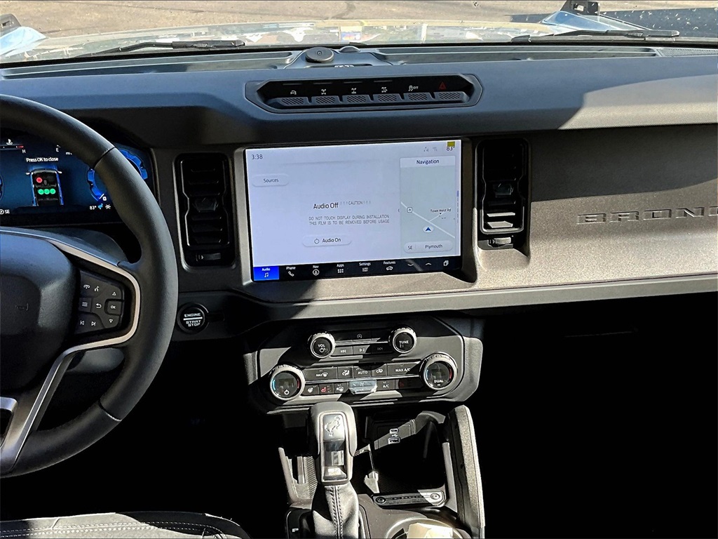 2025 Ford Bronco Badlands - Photo 8
