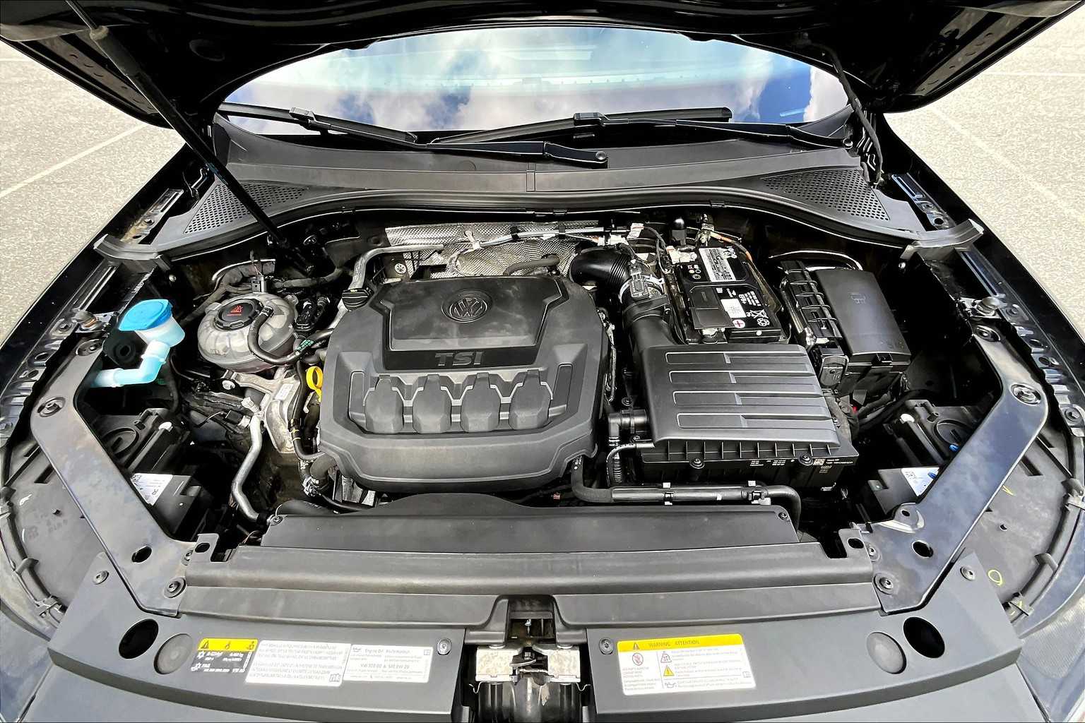 2022 Volkswagen Tiguan SE R-Line Black - Photo 30