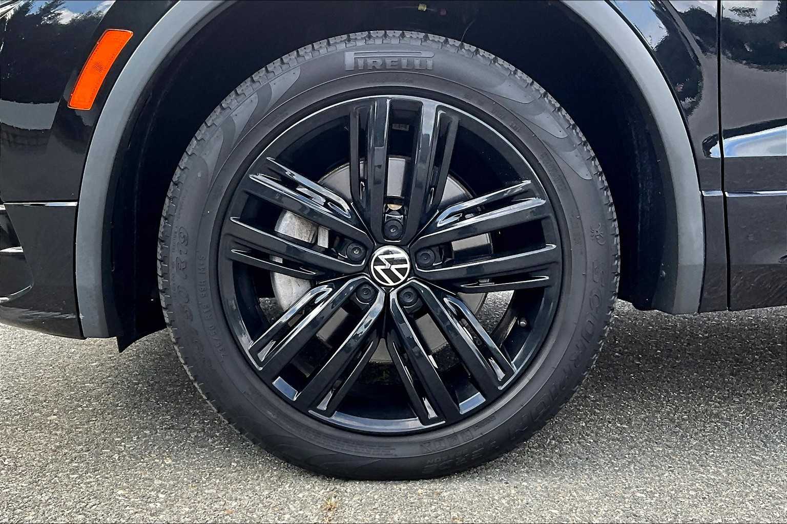 2022 Volkswagen Tiguan SE R-Line Black - Photo 7