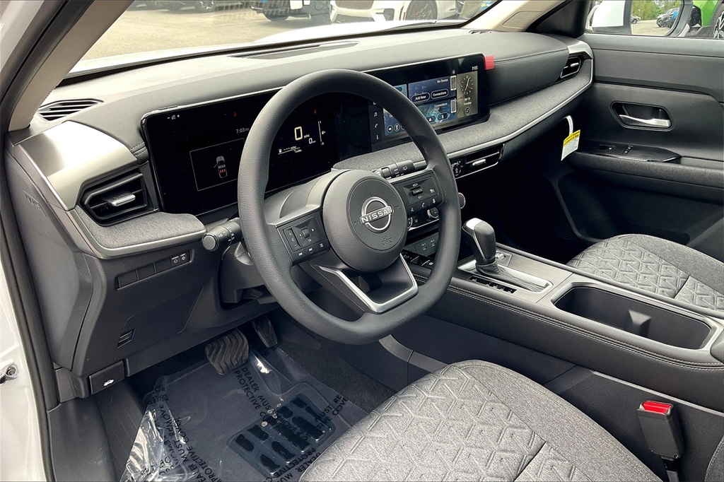 2025 Nissan Kicks SV - Photo 9