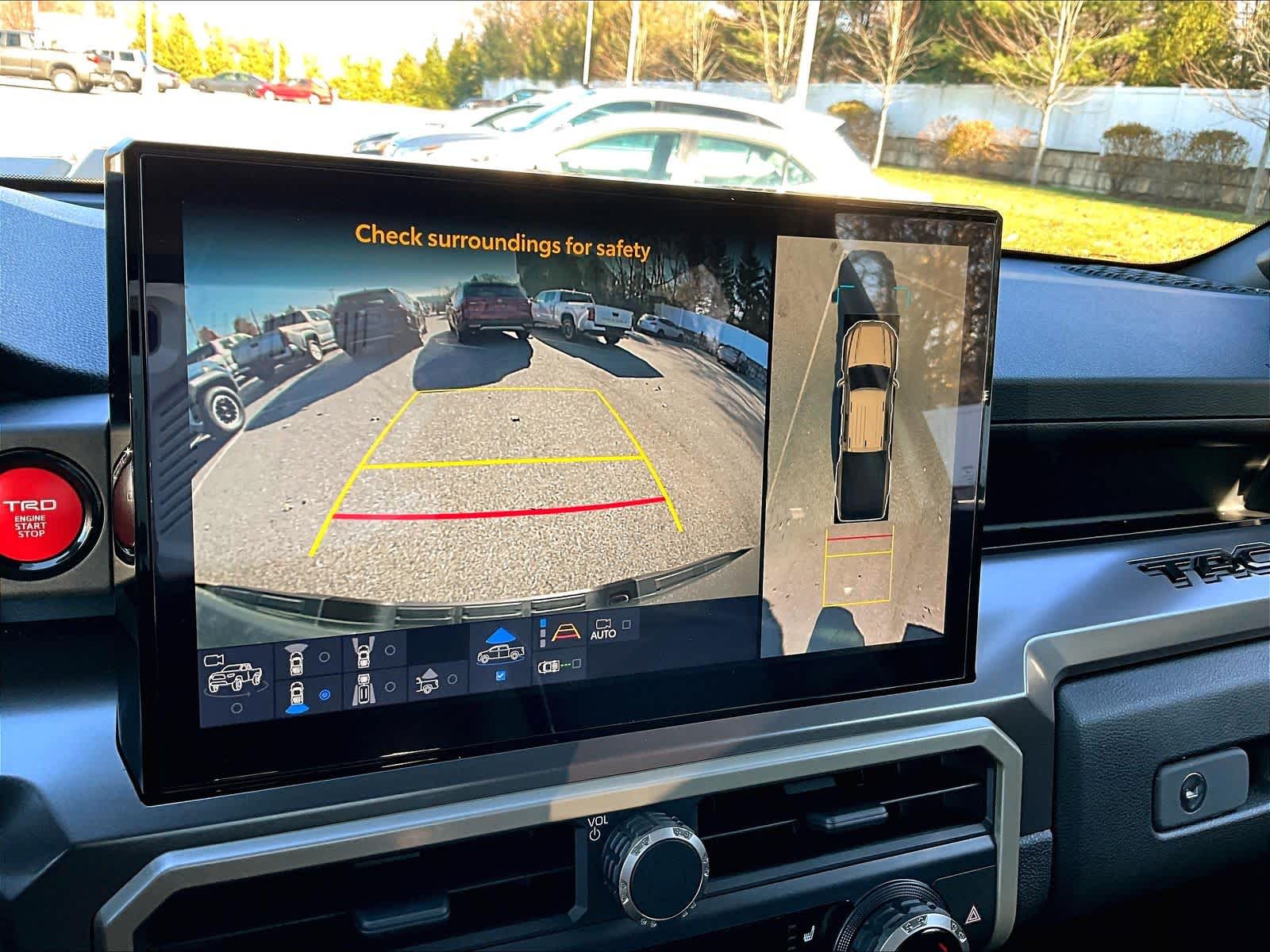 2025 Toyota Tacoma TRD Sport - Photo 19