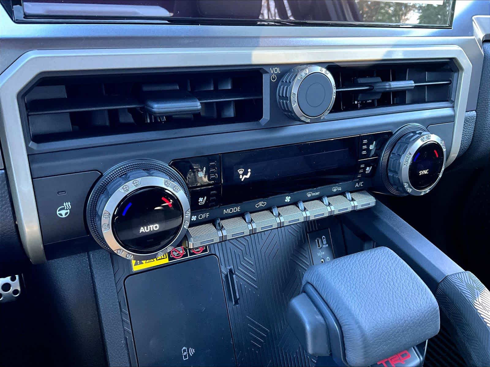 2025 Toyota Tacoma TRD Sport - Photo 26