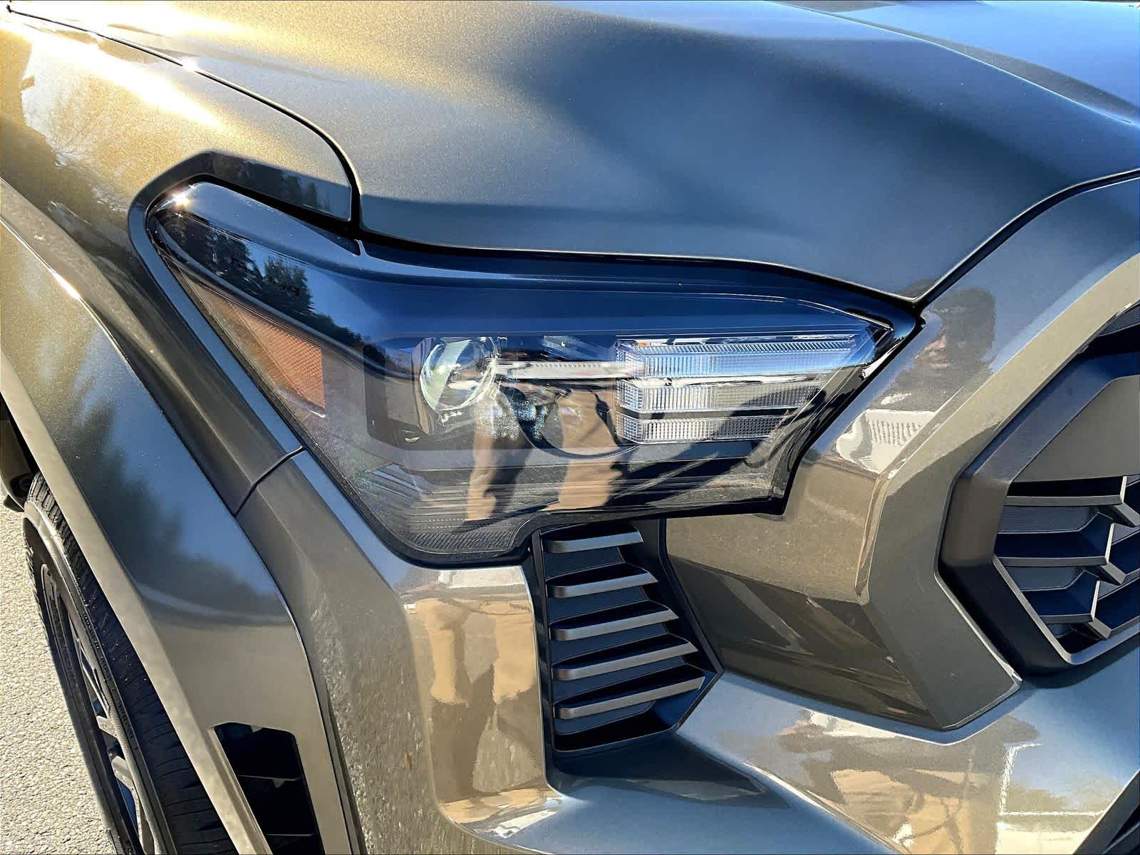 2025 Toyota Tacoma TRD Sport - Photo 34