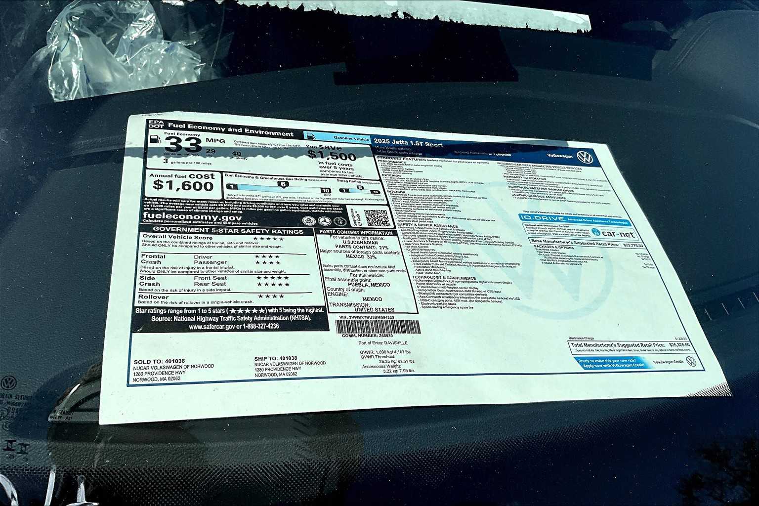 2025 Volkswagen Jetta Sport - Photo 17