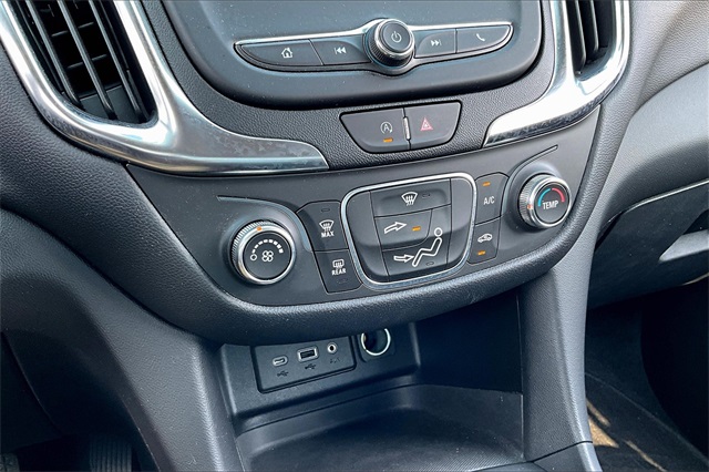 2022 Chevrolet Equinox LT - Photo 22