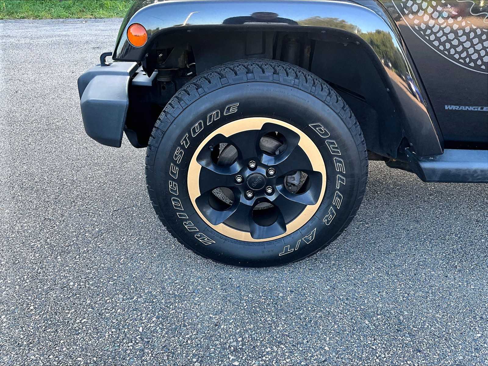 2014 Jeep Wrangler Unlimited Dragon Edition - Photo 4