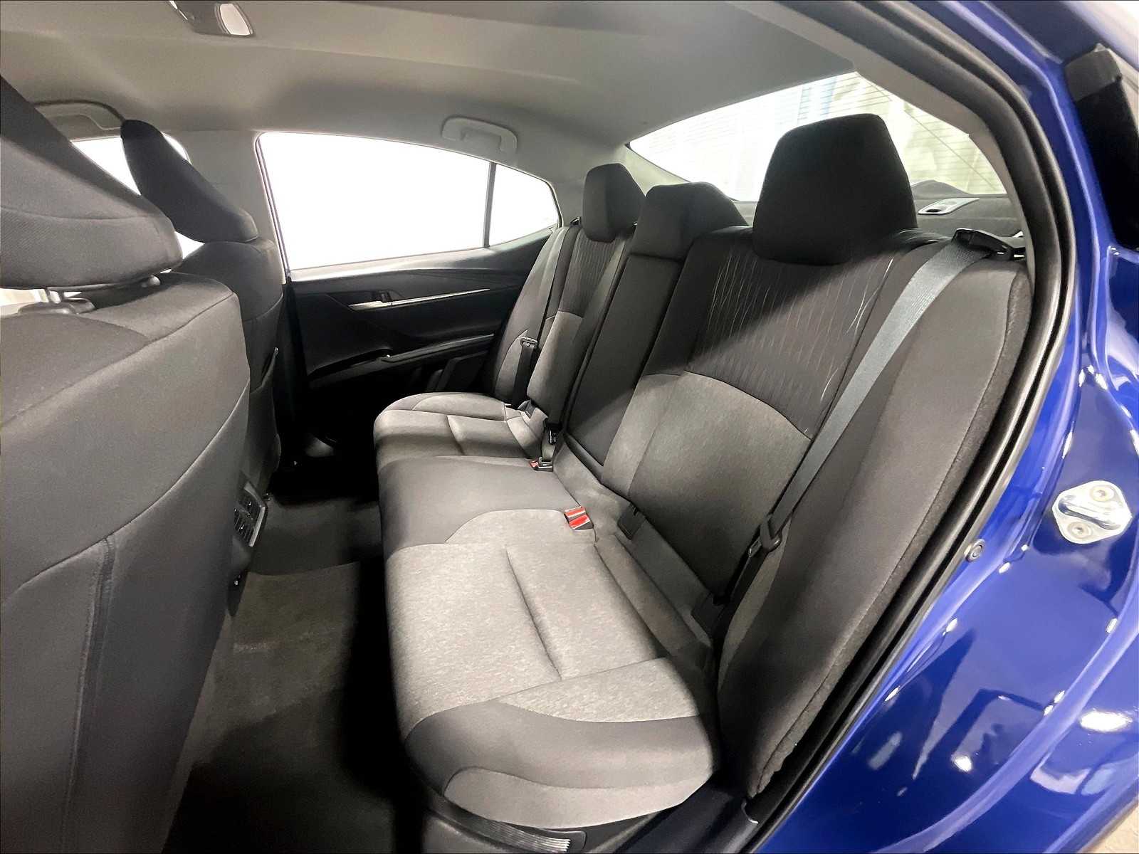 2025 Toyota Camry LE - Photo 15