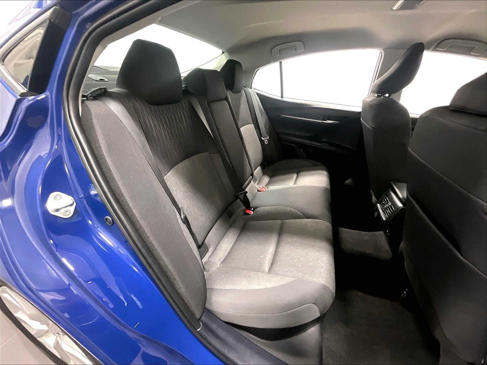 2025 Toyota Camry LE - Photo 16