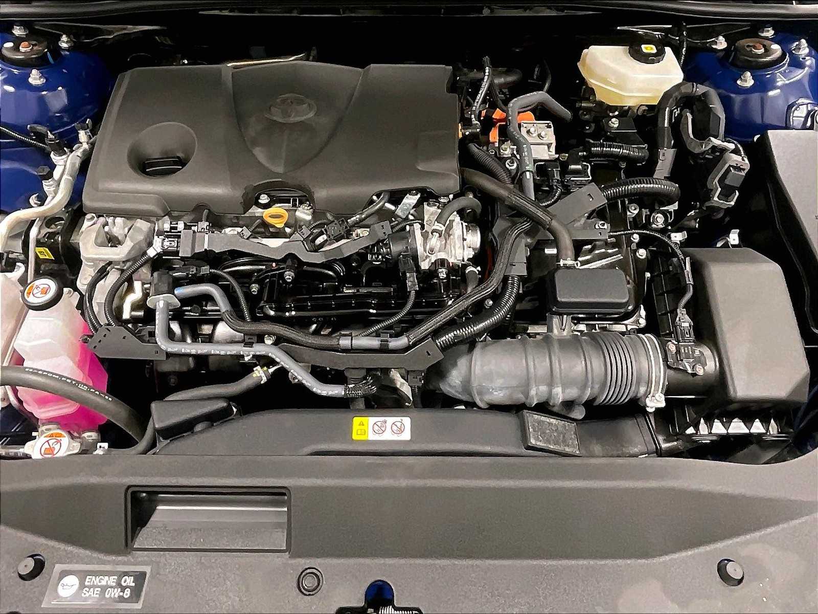 2025 Toyota Camry LE - Photo 29