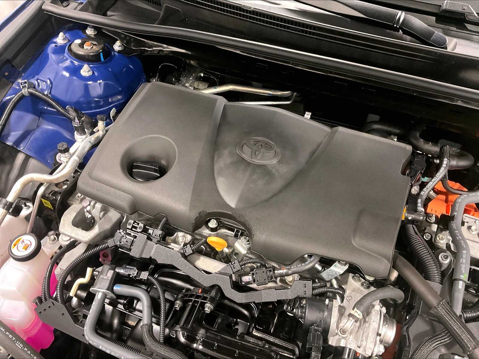 2025 Toyota Camry LE - Photo 34