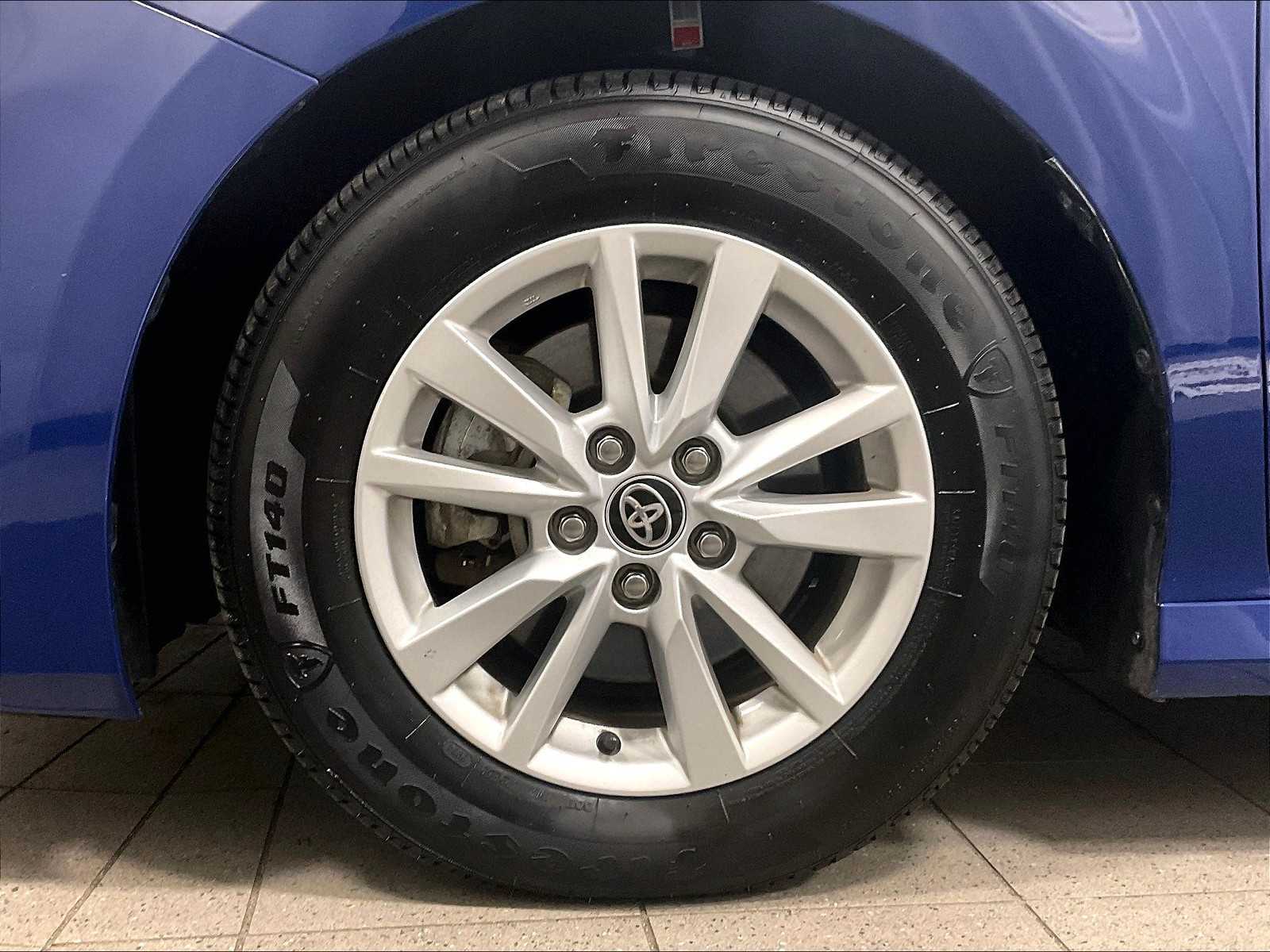 2025 Toyota Camry LE - Photo 7