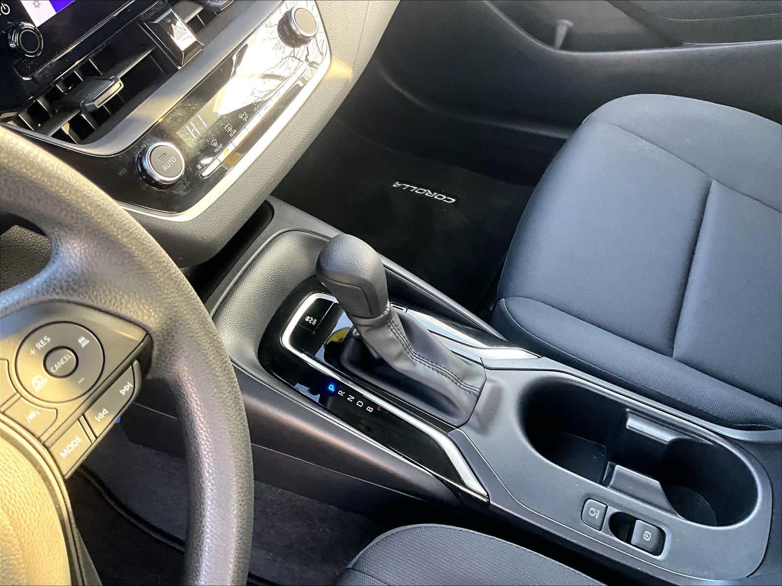 2024 Toyota Corolla LE - Photo 20