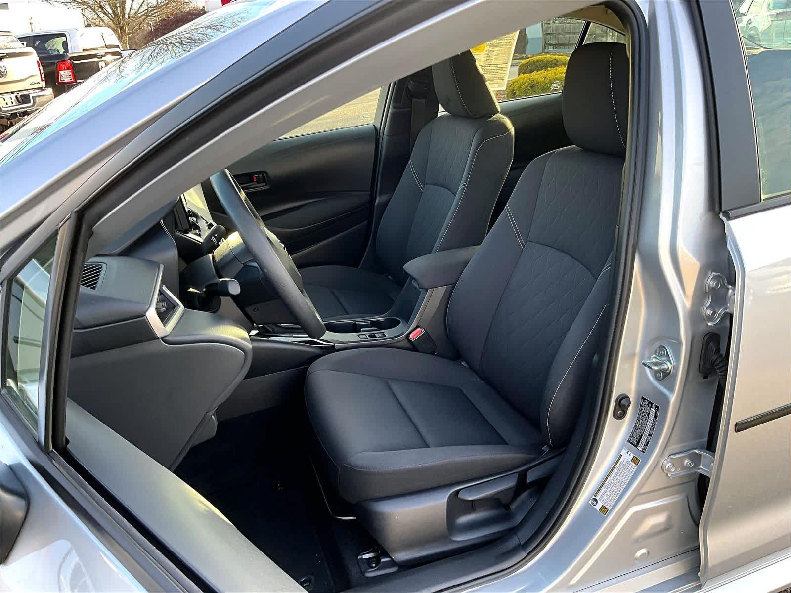 2024 Toyota Corolla LE - Photo 10