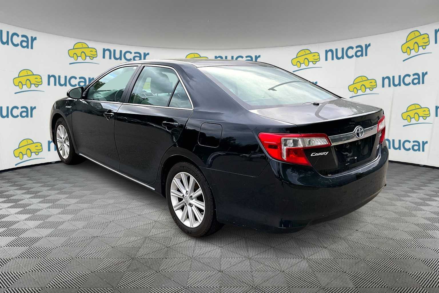 2013 Toyota Camry Hybrid XLE - Photo 3
