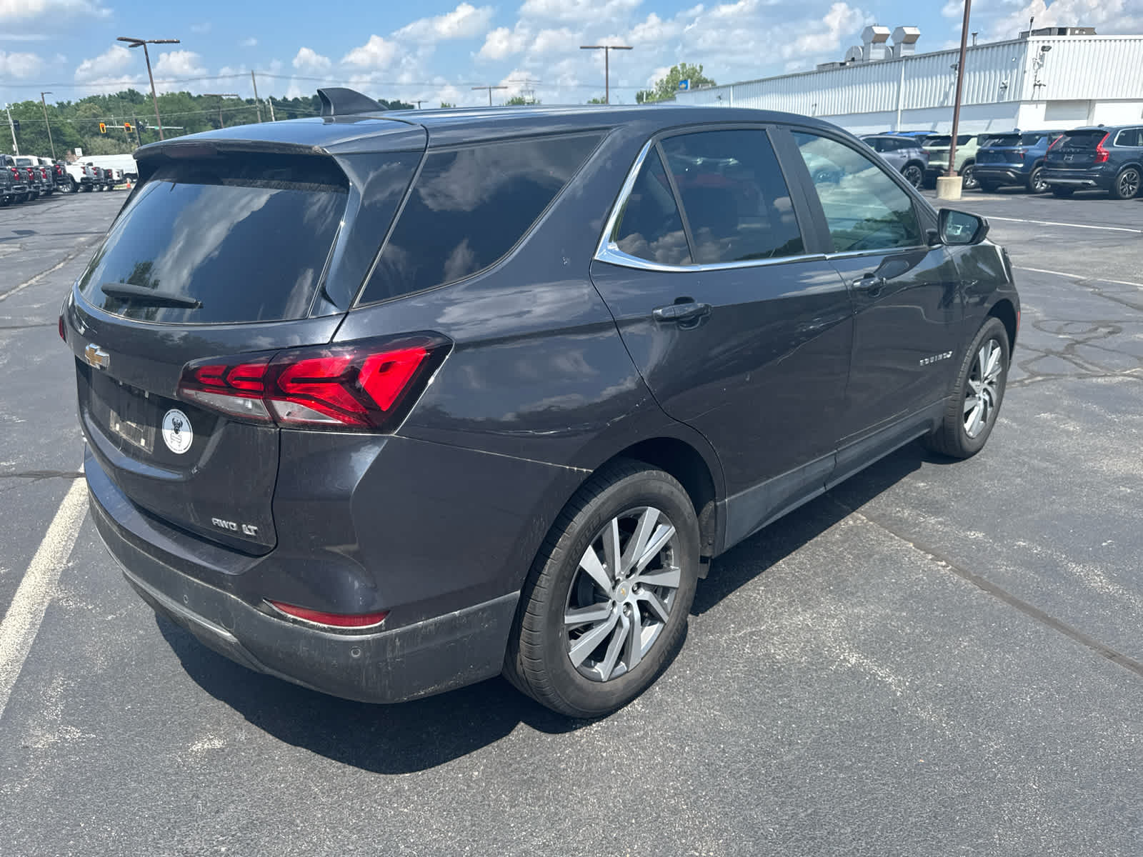2022 Chevrolet Equinox LT - Photo 3
