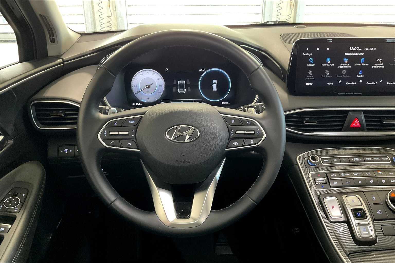 2022 Hyundai Santa Fe SEL - Photo 17