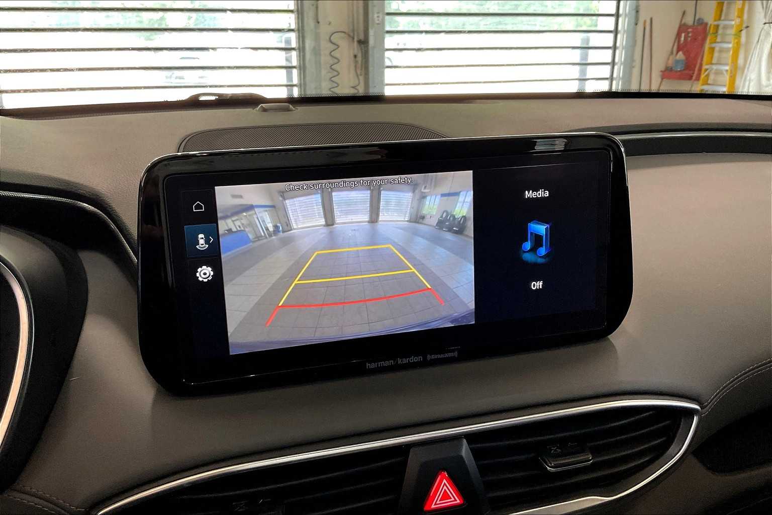 2022 Hyundai Santa Fe SEL - Photo 19