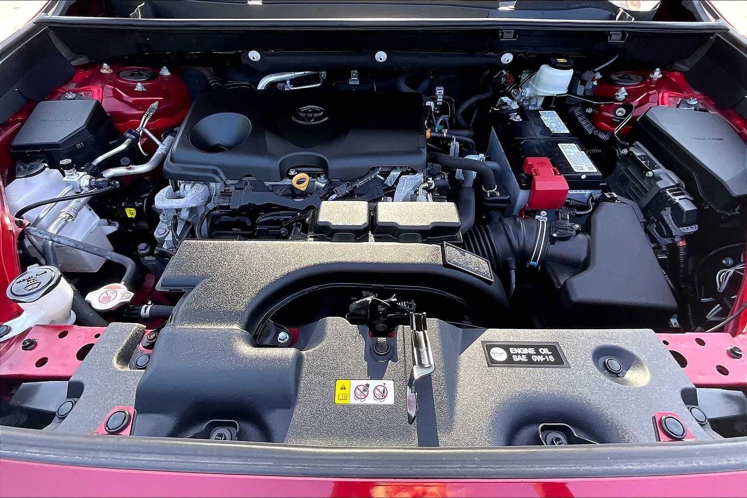 2021 Toyota RAV4 LE - Photo 29