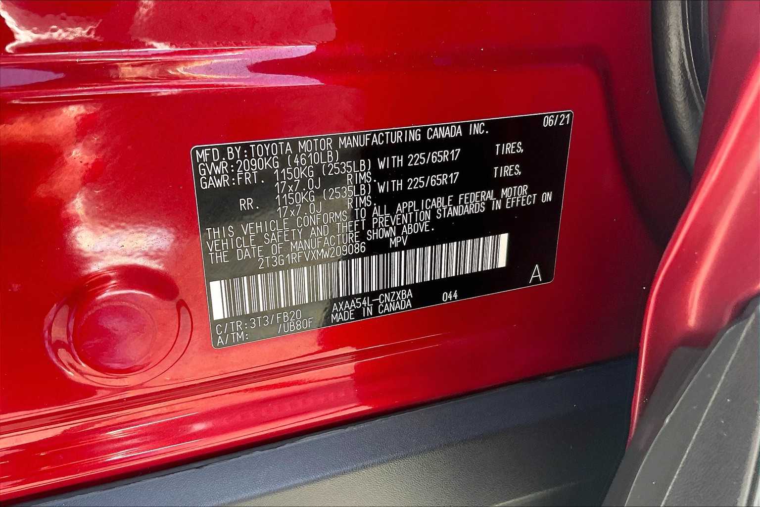 2021 Toyota RAV4 LE - Photo 35