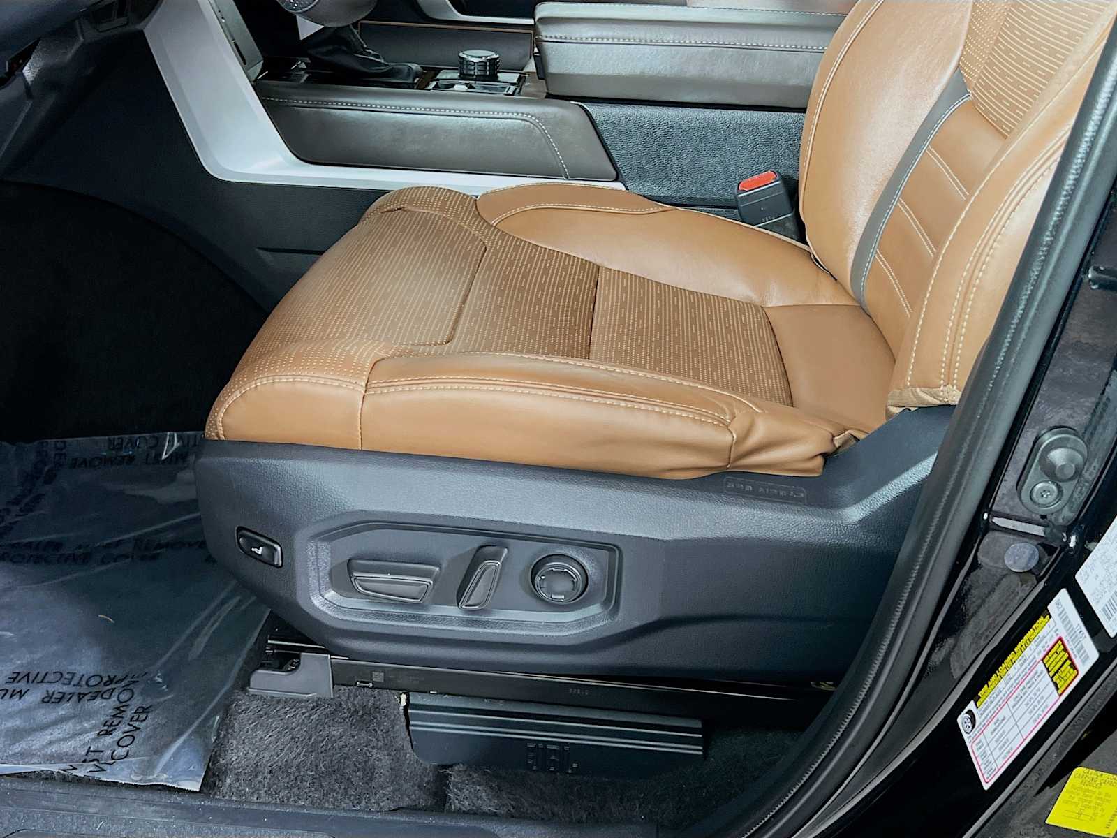2022 Toyota Tundra 1794 Edition - Photo 19