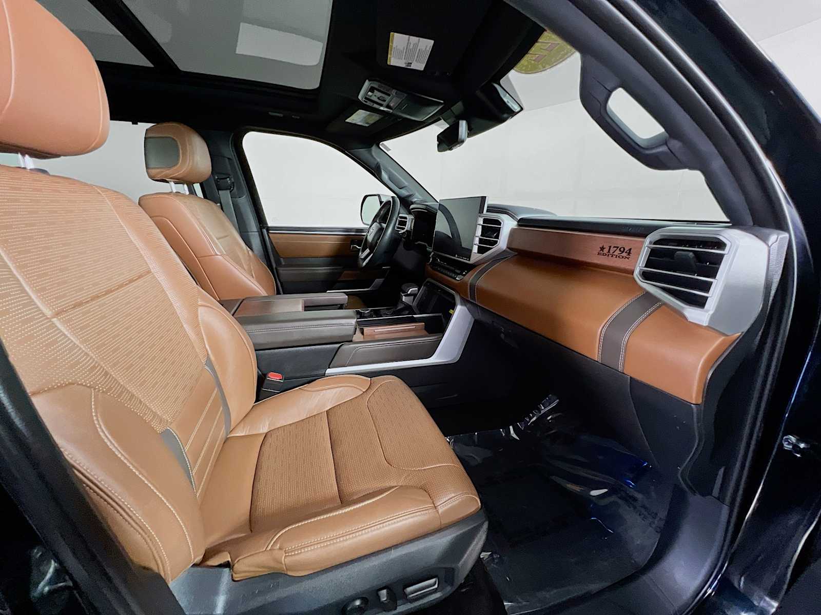 2022 Toyota Tundra 1794 Edition - Photo 29
