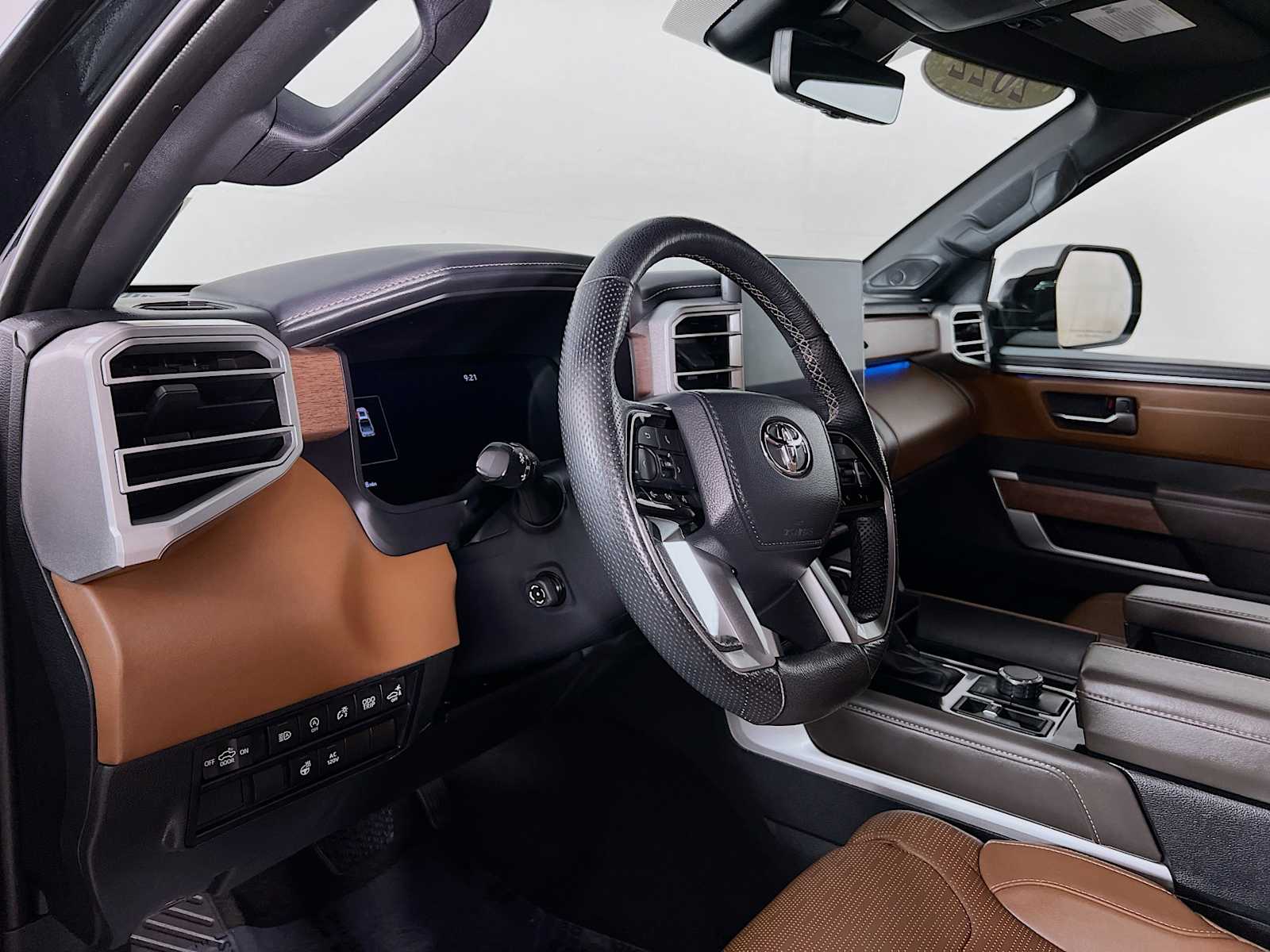 2022 Toyota Tundra 1794 Edition - Photo 9