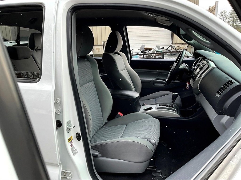 2013 Toyota Tacoma PreRunner - Photo 11