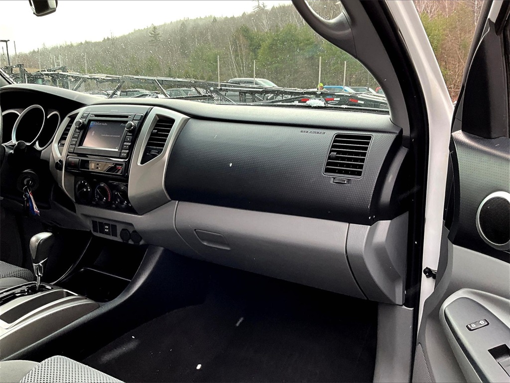 2013 Toyota Tacoma PreRunner - Photo 13