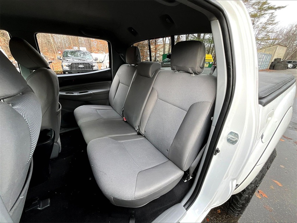 2013 Toyota Tacoma PreRunner - Photo 15