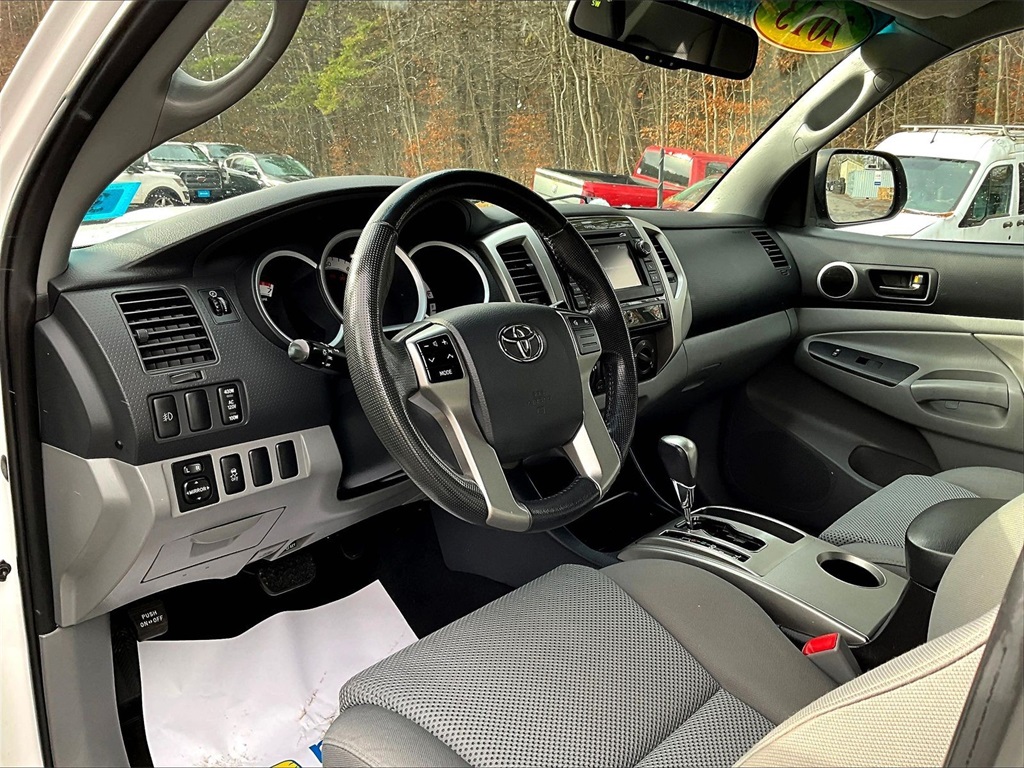 2013 Toyota Tacoma PreRunner - Photo 8