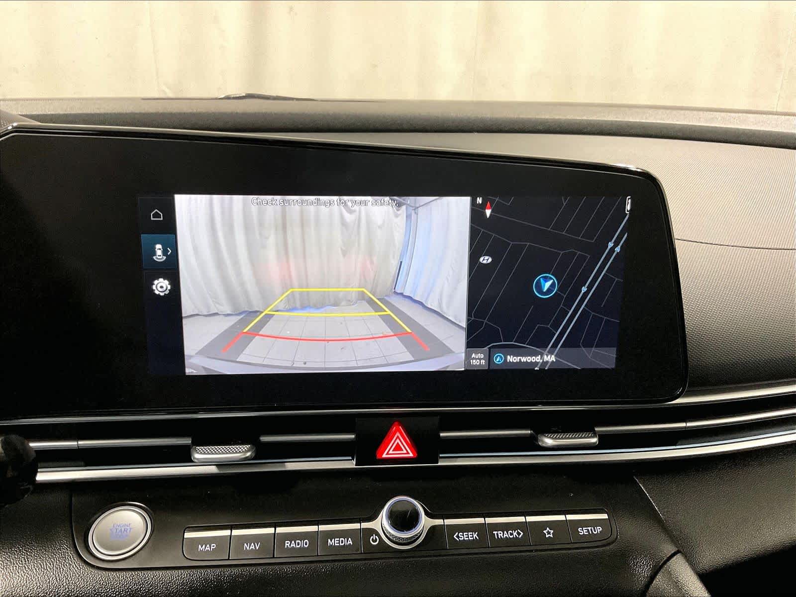2024 Hyundai Elantra SEL - Photo 19