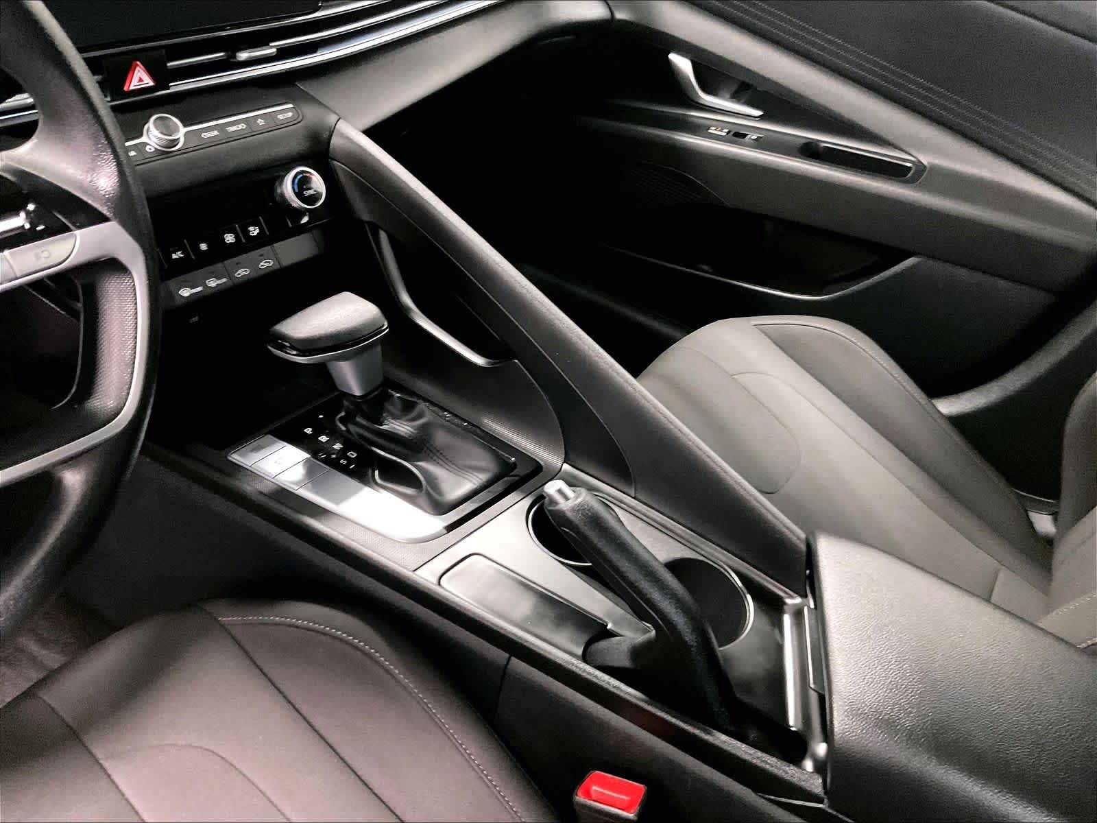 2024 Hyundai Elantra SEL - Photo 20