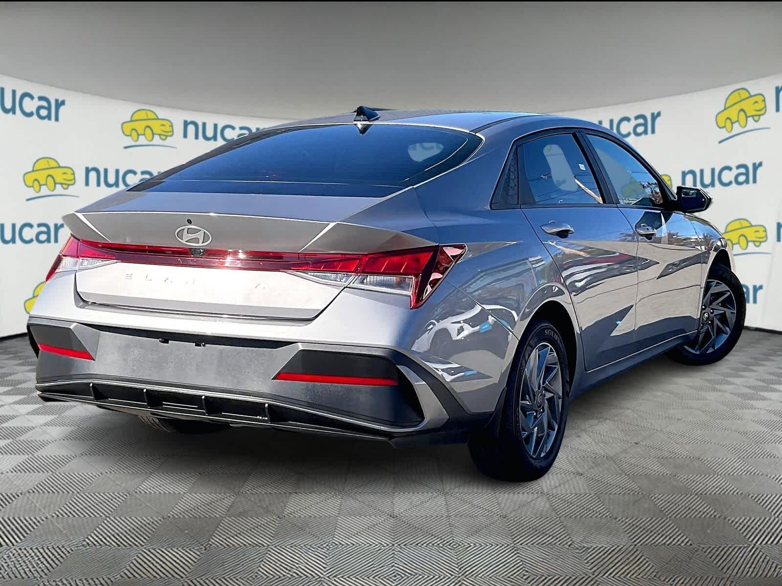 2024 Hyundai Elantra SEL - Photo 6
